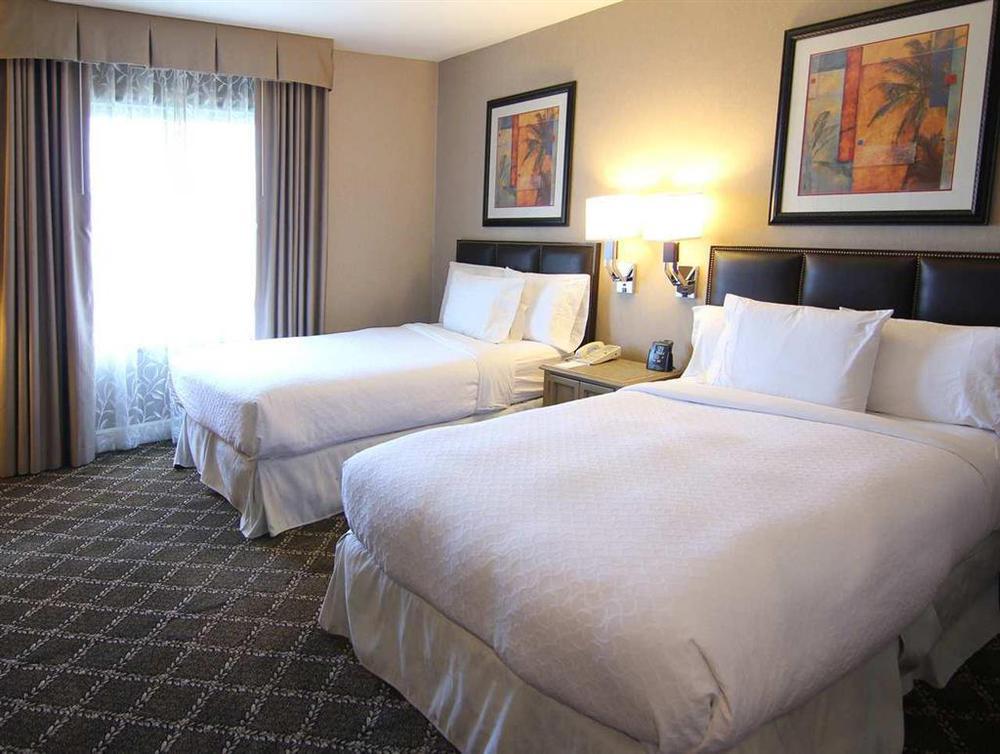 Embassy Suites By Hilton San Diego Bay Downtown Стая снимка