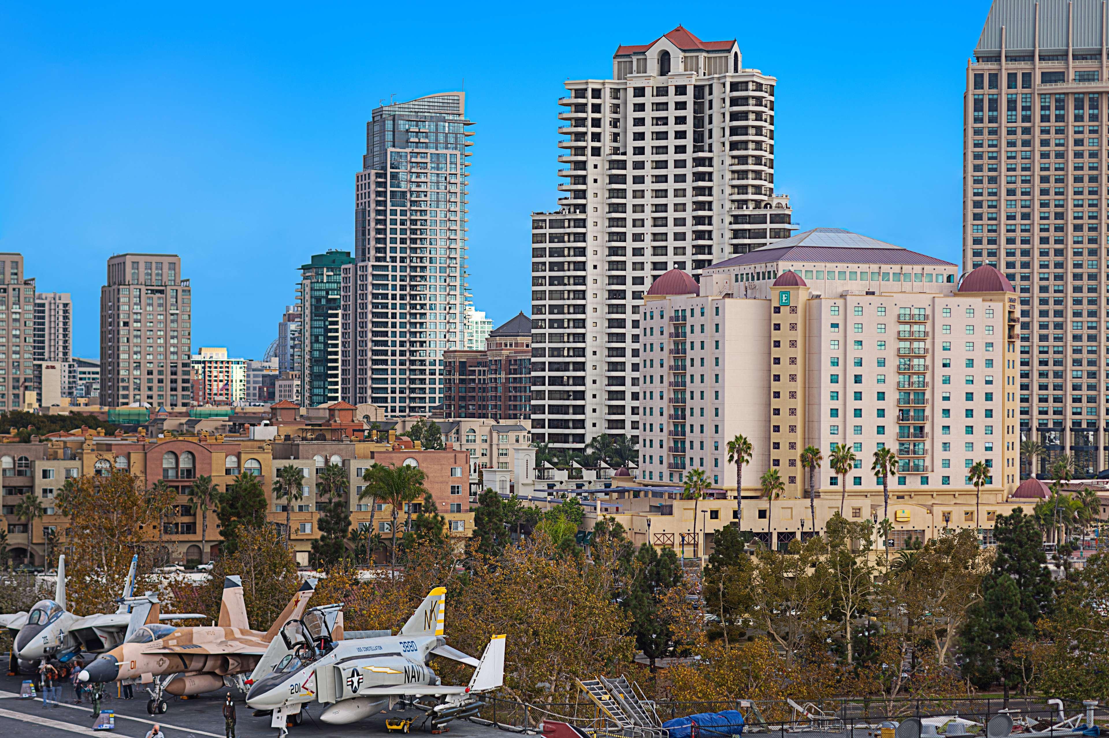 Embassy Suites By Hilton San Diego Bay Downtown Екстериор снимка