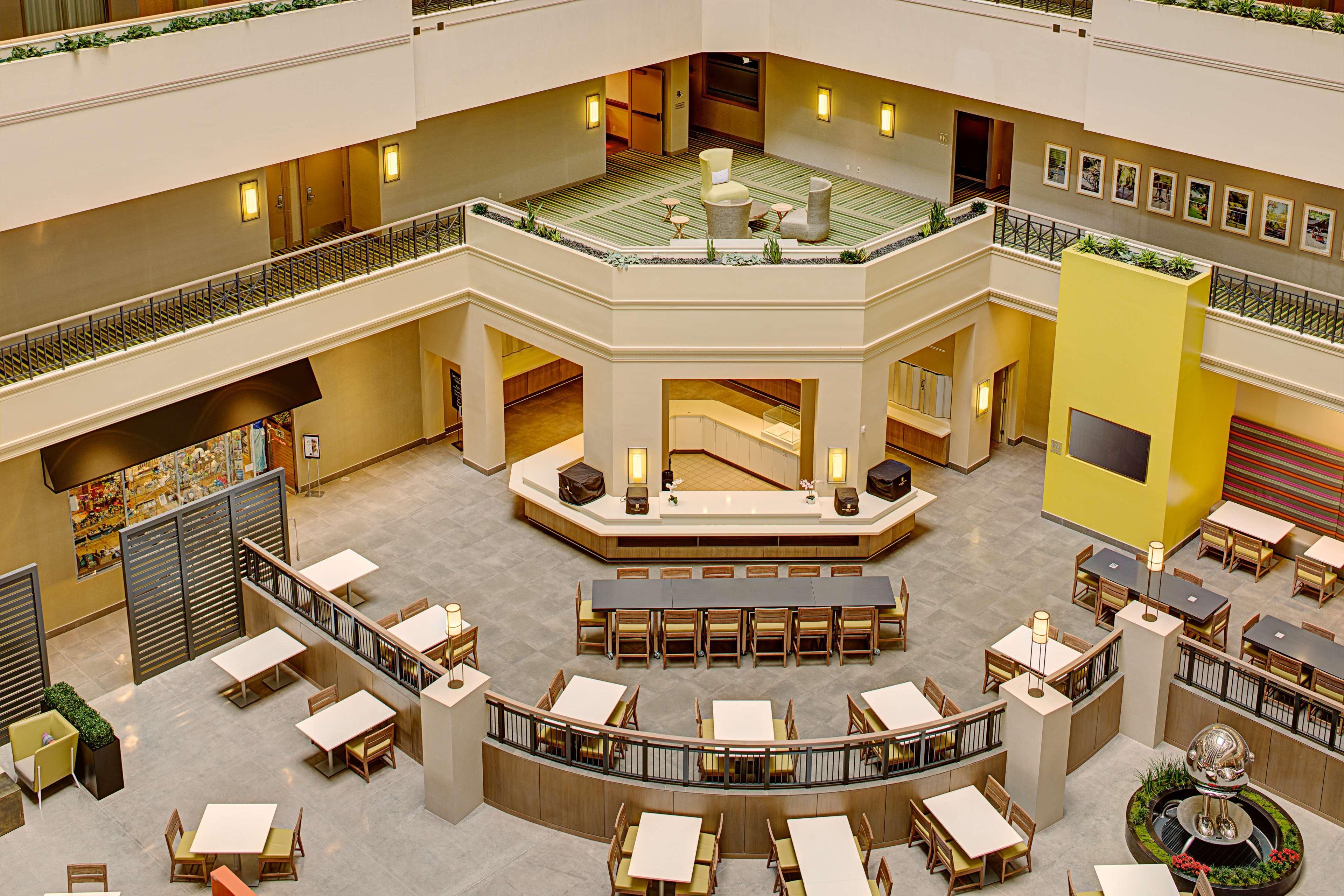 Embassy Suites By Hilton San Diego Bay Downtown Екстериор снимка