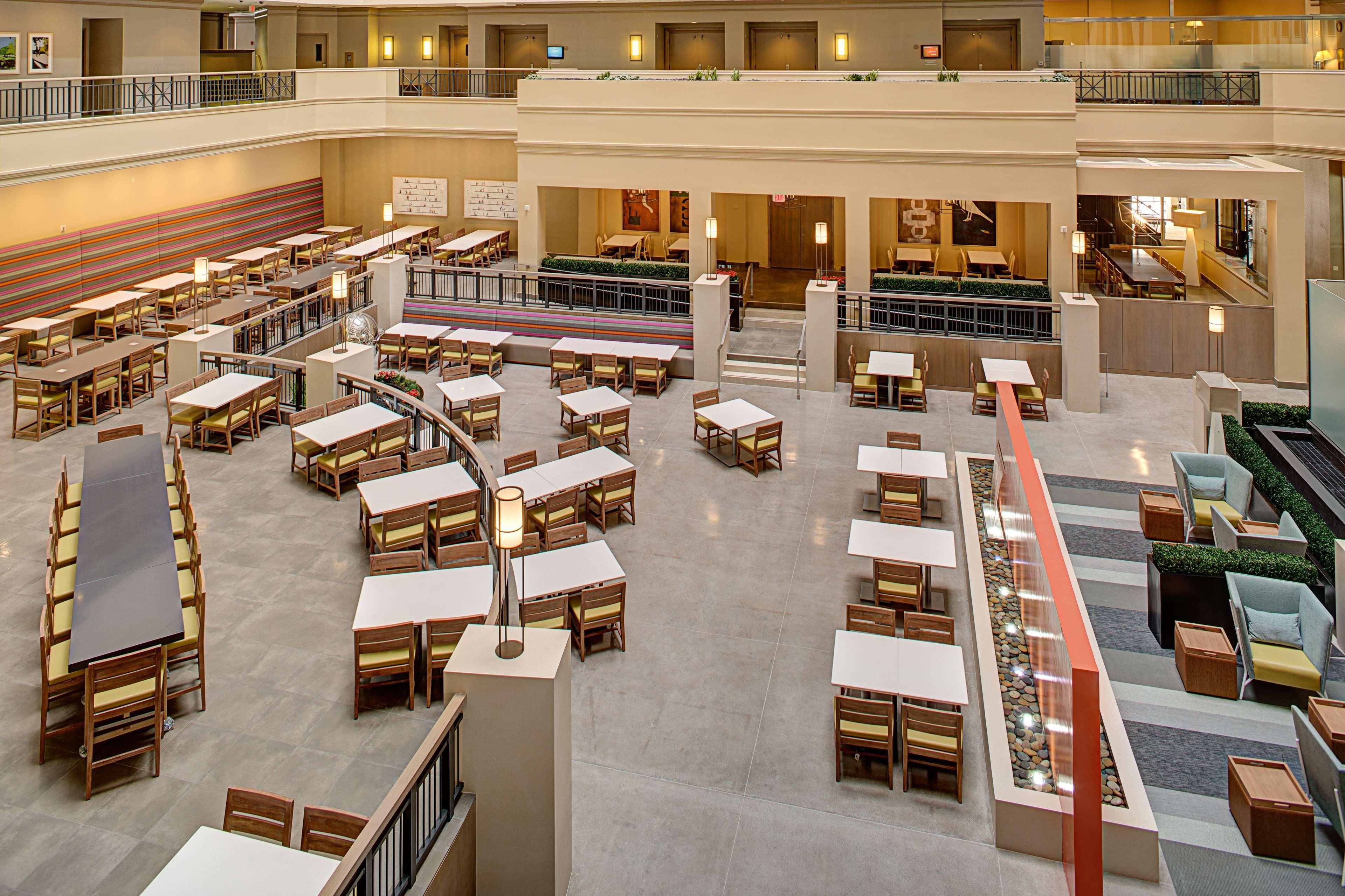 Embassy Suites By Hilton San Diego Bay Downtown Екстериор снимка