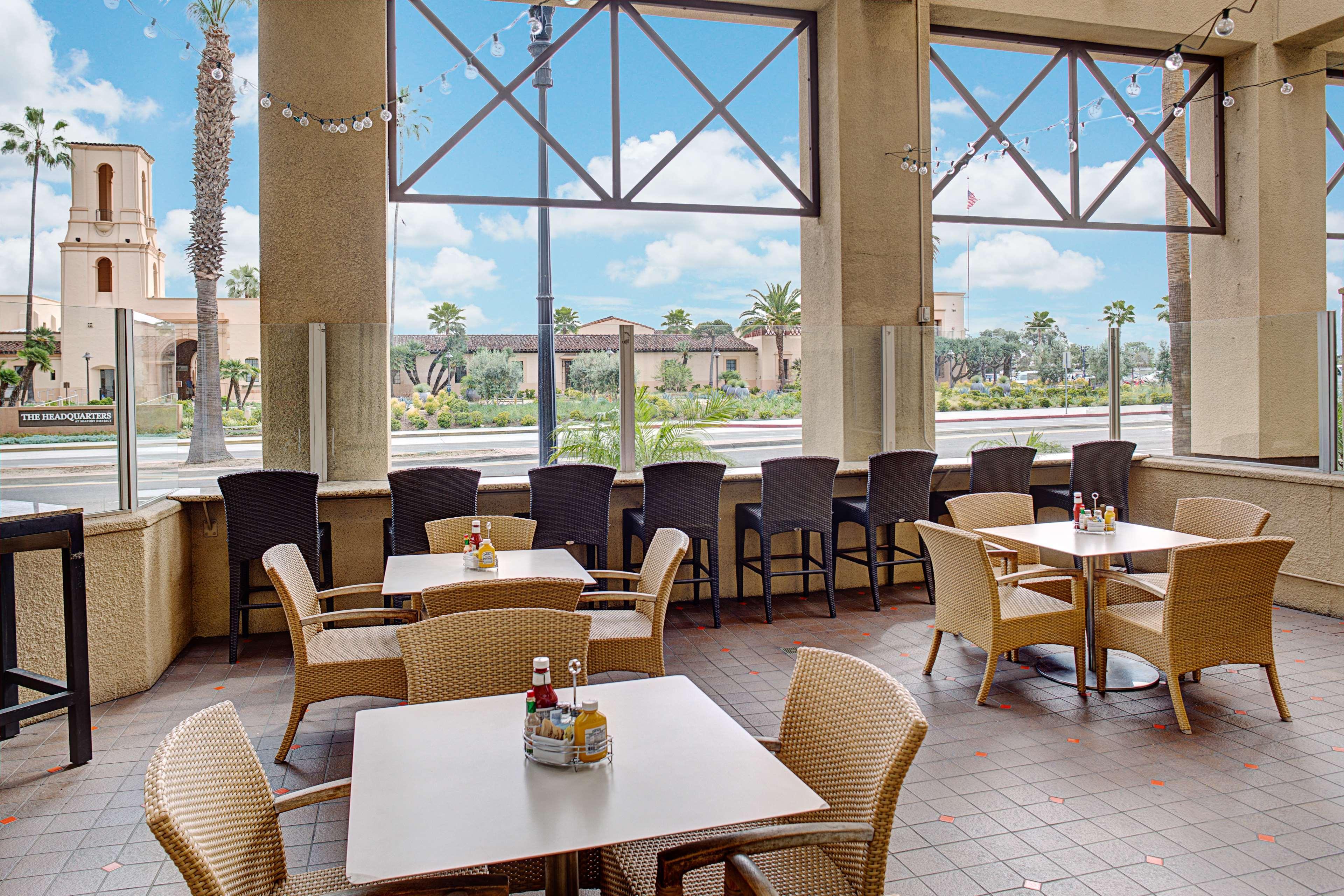 Embassy Suites By Hilton San Diego Bay Downtown Екстериор снимка