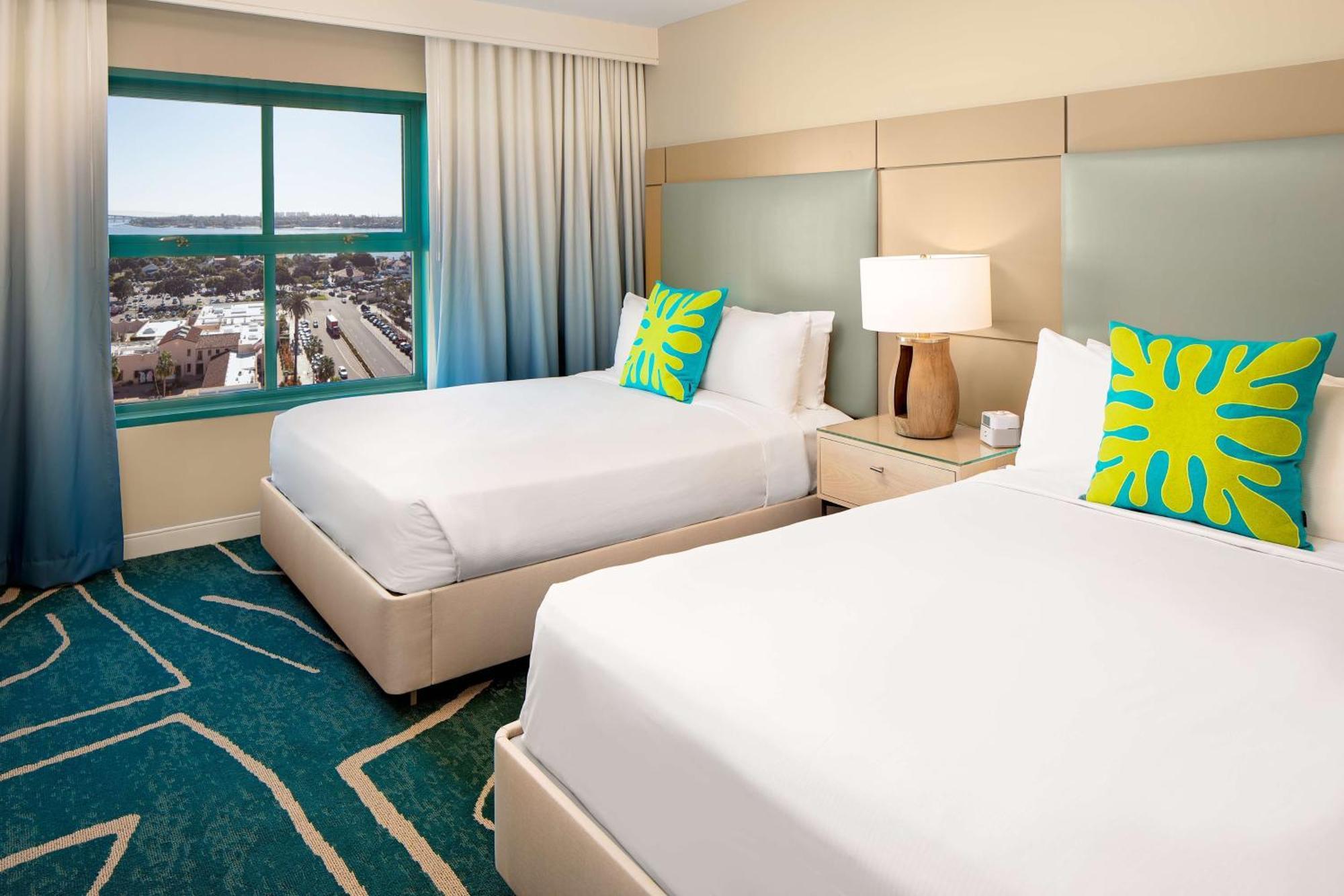 Embassy Suites By Hilton San Diego Bay Downtown Екстериор снимка