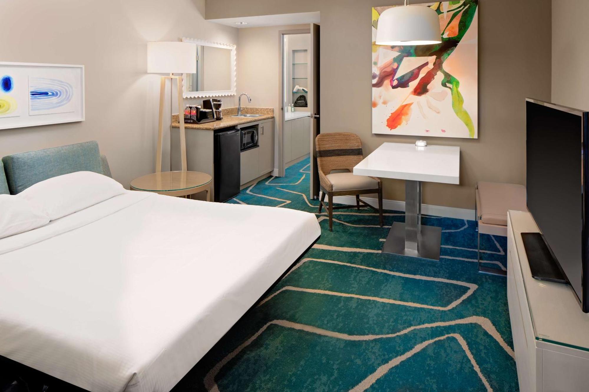 Embassy Suites By Hilton San Diego Bay Downtown Екстериор снимка